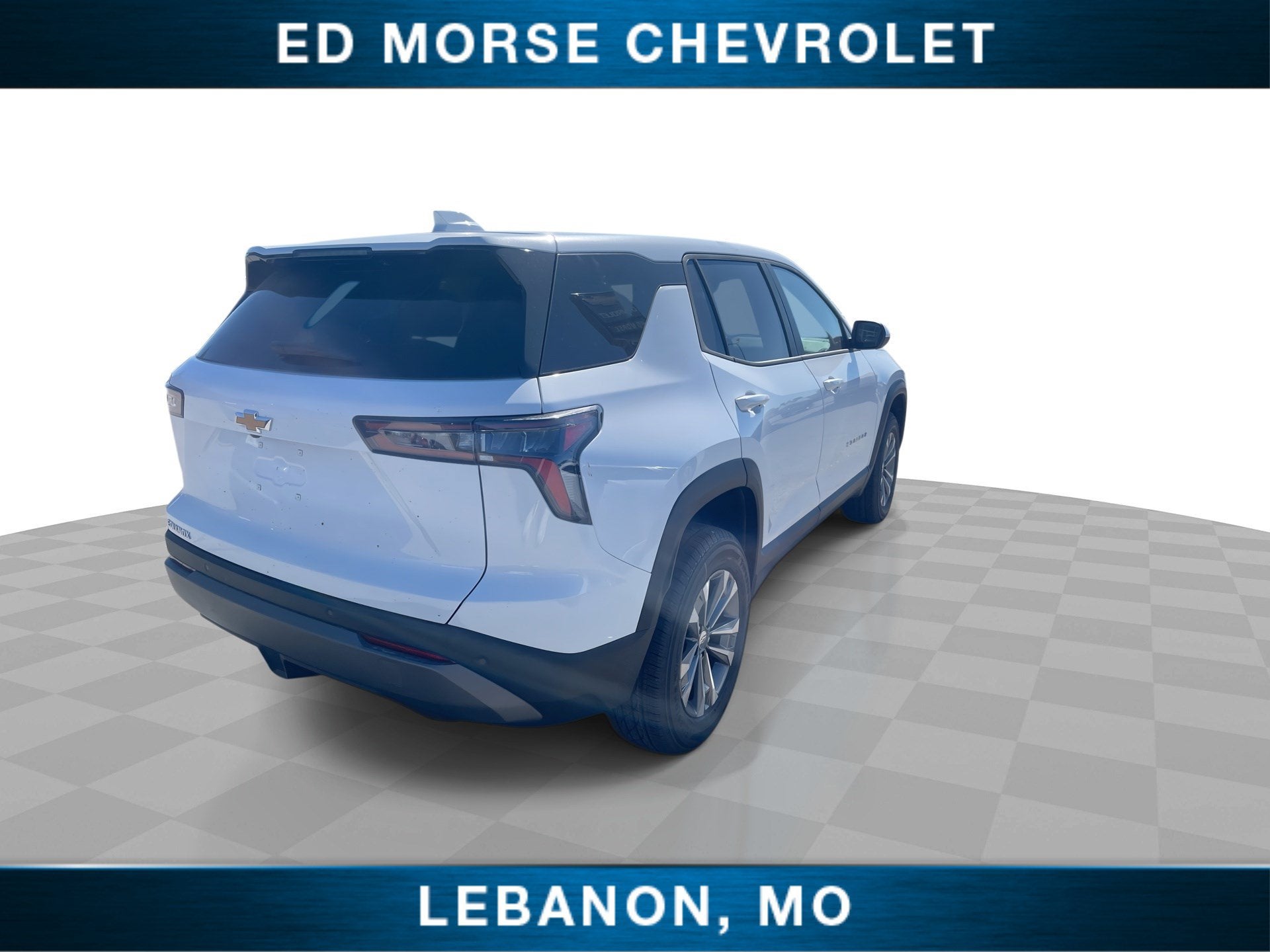 2027 Chevrolet Equinox LT - Photo 8