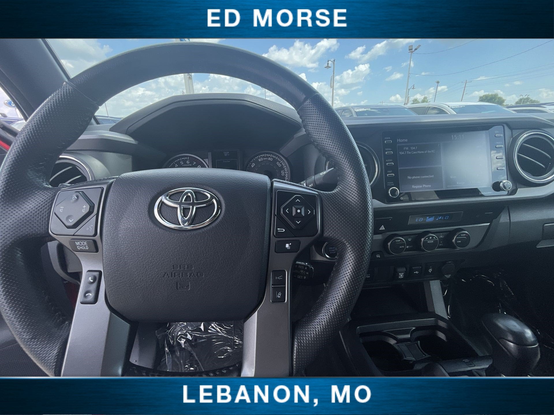 2022 Toyota Tacoma 4WD SR