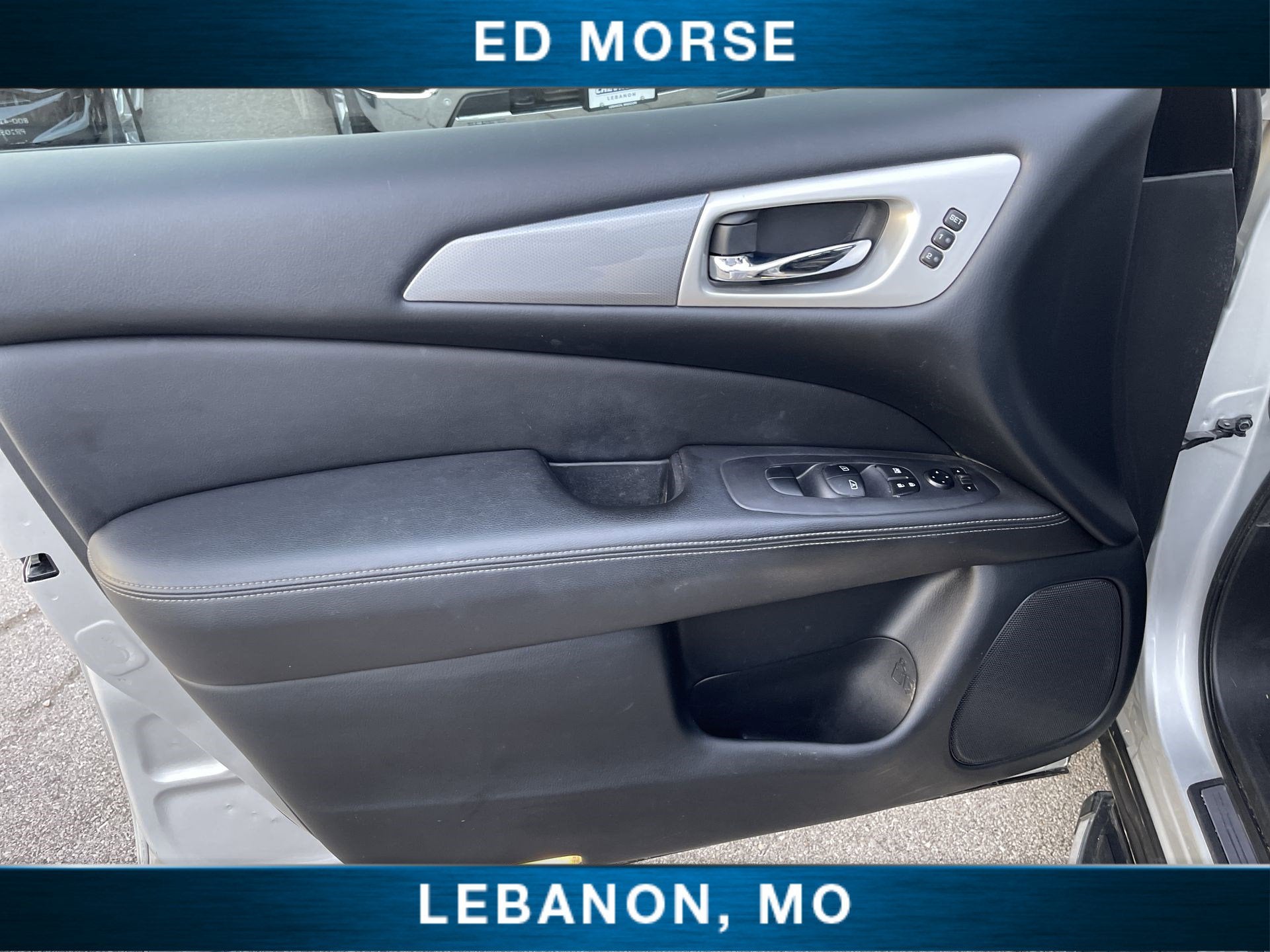 2020 Nissan Pathfinder SL 4WD