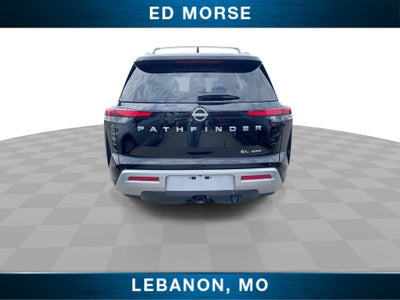 2023 Nissan Pathfinder SL 4WD